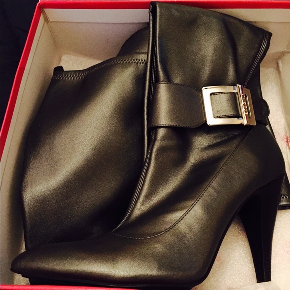 BCBG, vintage pewter, tall boots, Size 8M