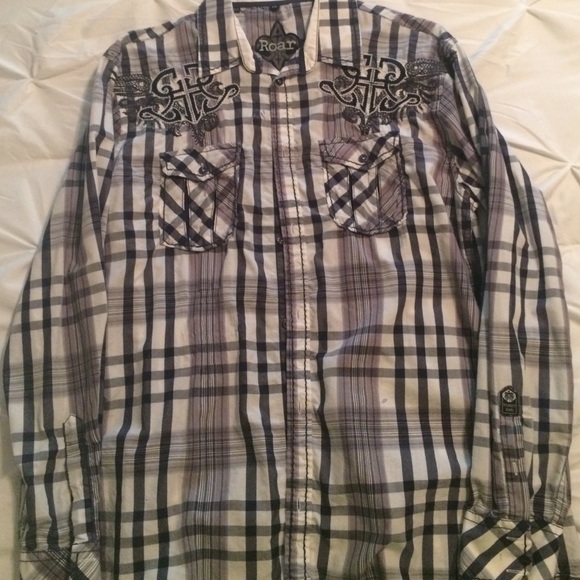 Roar Men's Affliction style dress shirt