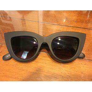 Quay Kitti sunglasses