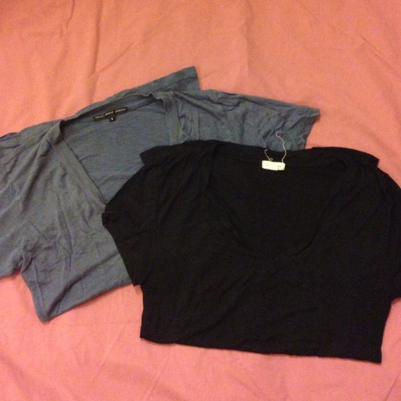 V neck t shirt bundle