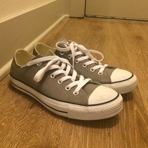 Converse All Star Chuck Taylor Low-top in Grey