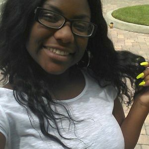 Meet your Posher, Bria