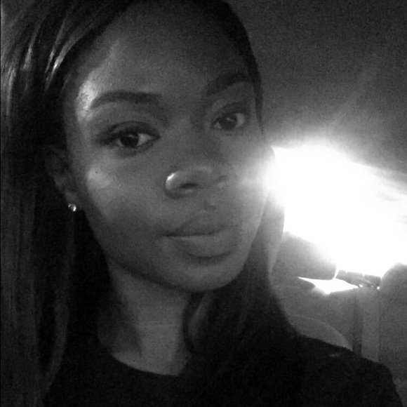 Meet your Posher, Tolu