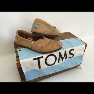 Burlap Toms