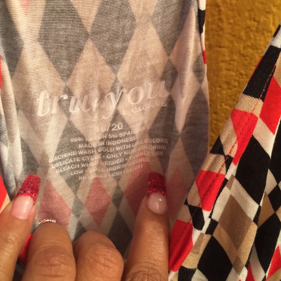 Tribal Maxi Dress (1) - Picture 4 of 4