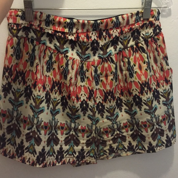 Loose flowly shorts