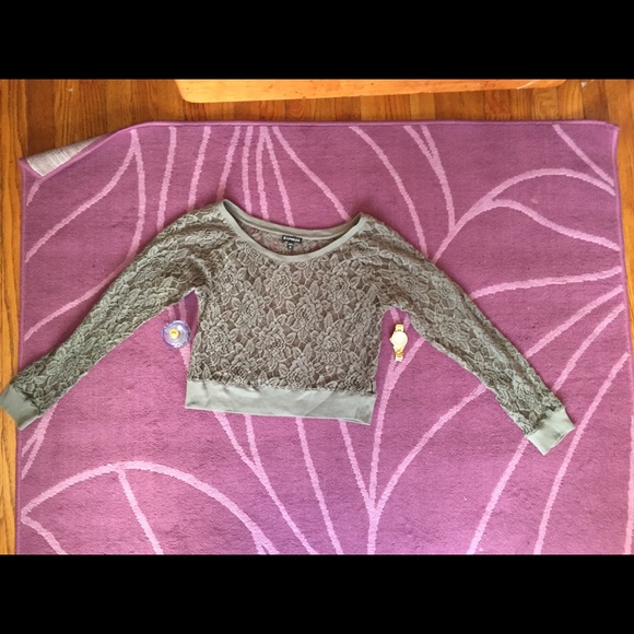 Express bundle shirts ! - Picture 4 of 4