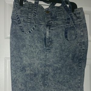 New Denim skirt