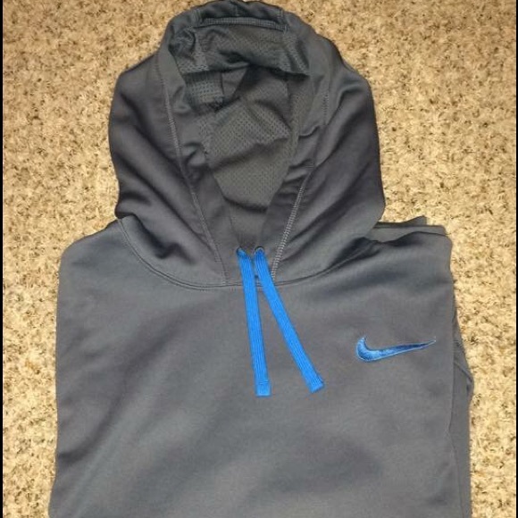 men's dri fit blue and grey hoodie
