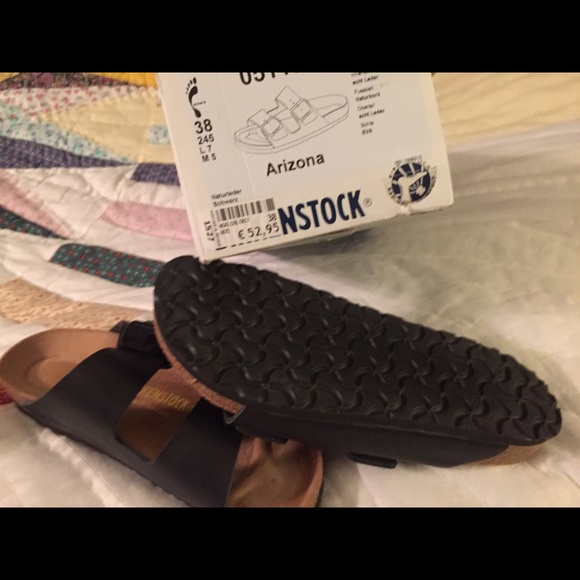 NIB  Black Birkenstock L7 M5
