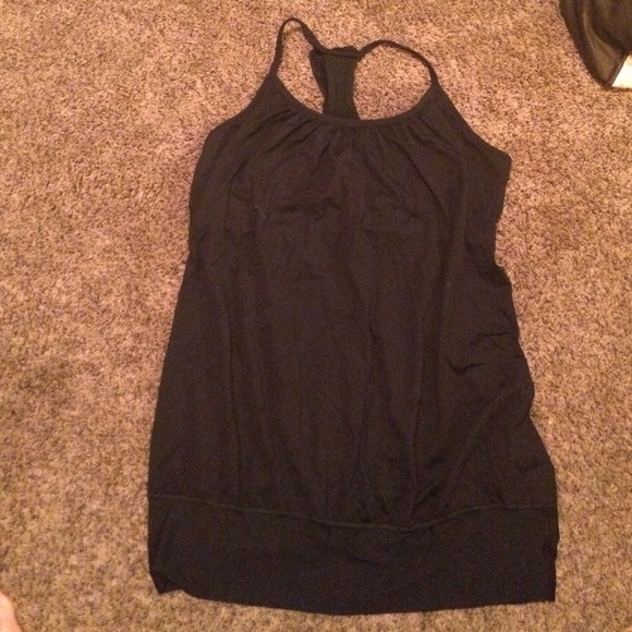 Lululemon workout tank
