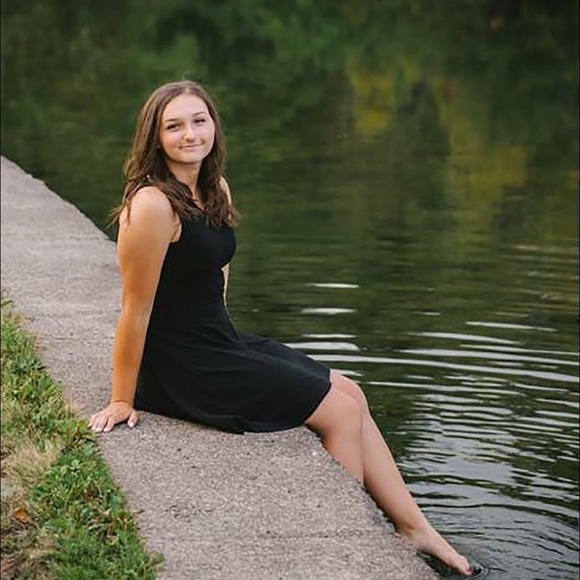Meet your Posher, Kaitlin