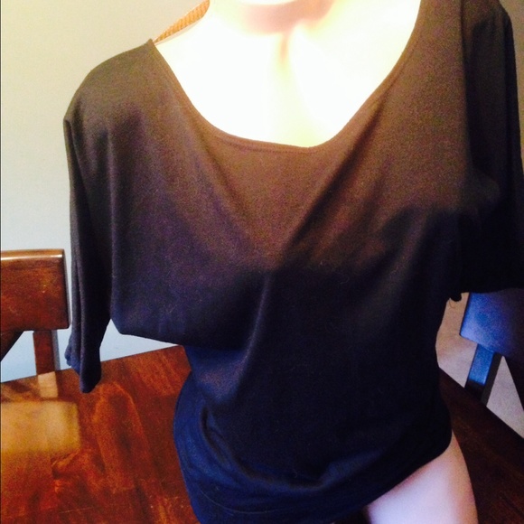 Tops - Black 3/4 Sleeve Top
