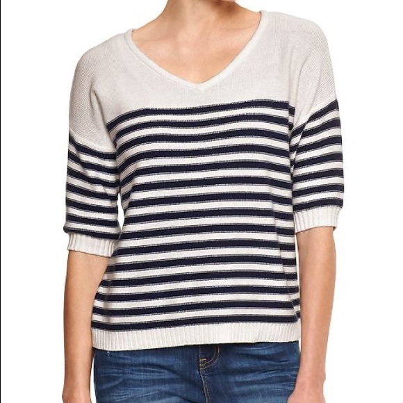 🍩 SOLD - GAP | Navy & White Stripe Knit Sweater - Picture 2 of 3
