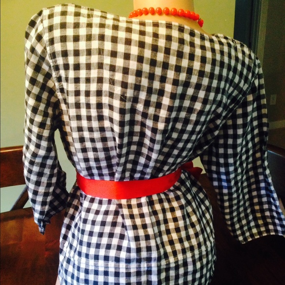 Plaid 3/4 Sleeved Top - Picture 3 of 3