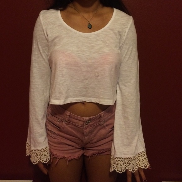 Pacsun white cropped long sleeve