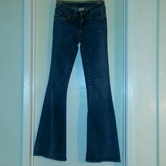 True Religion Flare Jean's Sz 26 (Euro) women's Jeans - Picture 3 of 4
