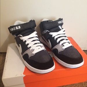 Nike 6.0 Mogan Mid 5 Men's 6.5 Womens