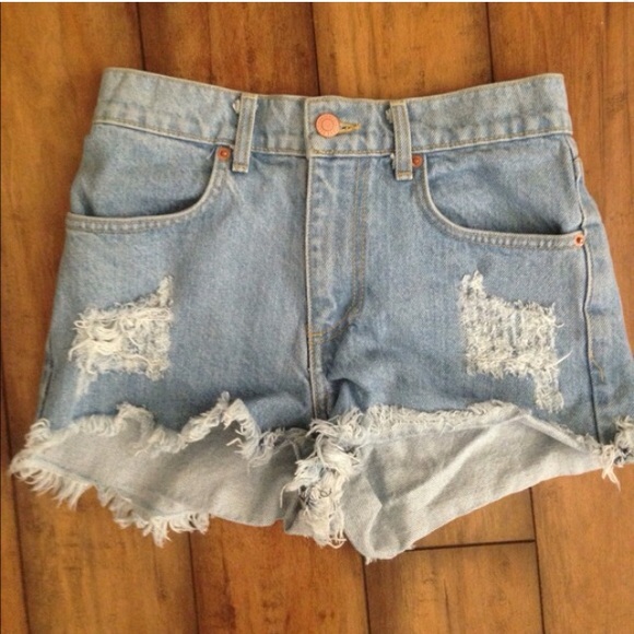 Brandy Melville high waisted shorts