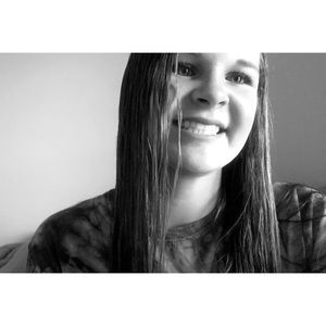 Meet your Posher, Kelly ann