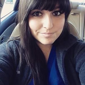 Meet your Posher, Caitlin