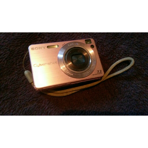 Sony Camera - Picture 2 of 2