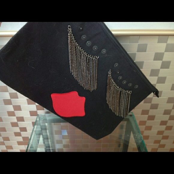 NEW Betsey Johnson Winking Eye Crossbody/Clutch - Picture 2 of 4