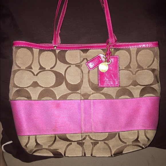Coach Handbags - Pink coach bag
