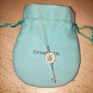 NWOT Authentic Tiffany's key necklace