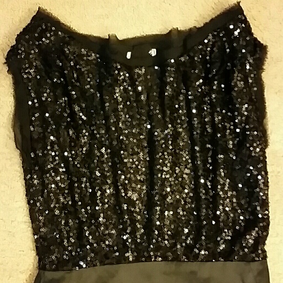 Party Dress (Night out in the city) - Picture 2 of 4
