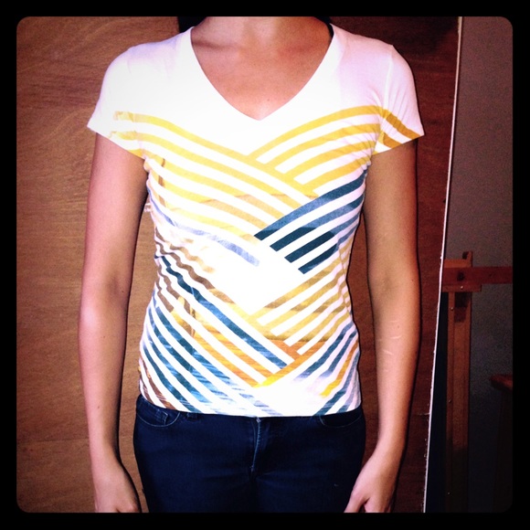 Old Navy Patterned V-Neck