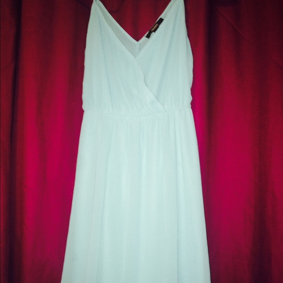 Light blue dress - Picture 1 of 2