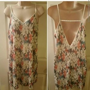 Floral, Small NWOT