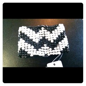 Beaded stretch chevron bangle