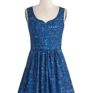 🎉SALE!✨ Modcloth Binary Dress