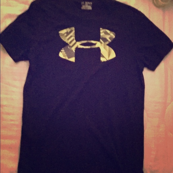 Under Armour Charged Cotton t shirt size M black