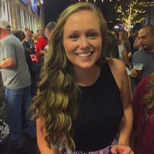 Meet your Posher, Christina
