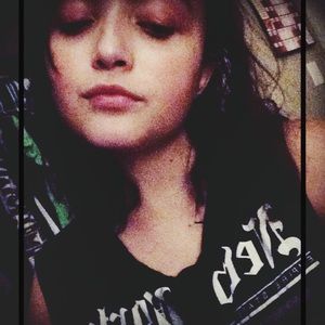 Meet your Posher, Jade