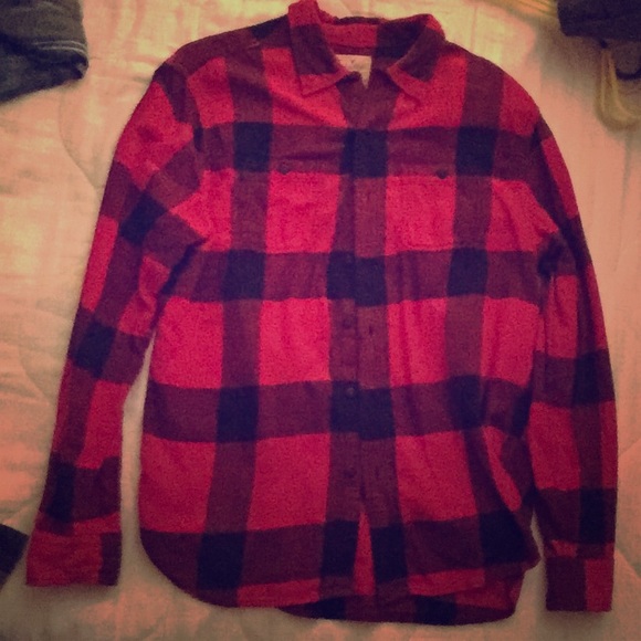Men's American Eagle Flannel size L red and black