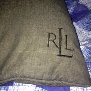 Polo pillow
