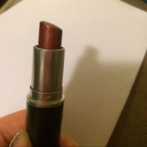 MAC lipstick in FRESH MOROCCAN