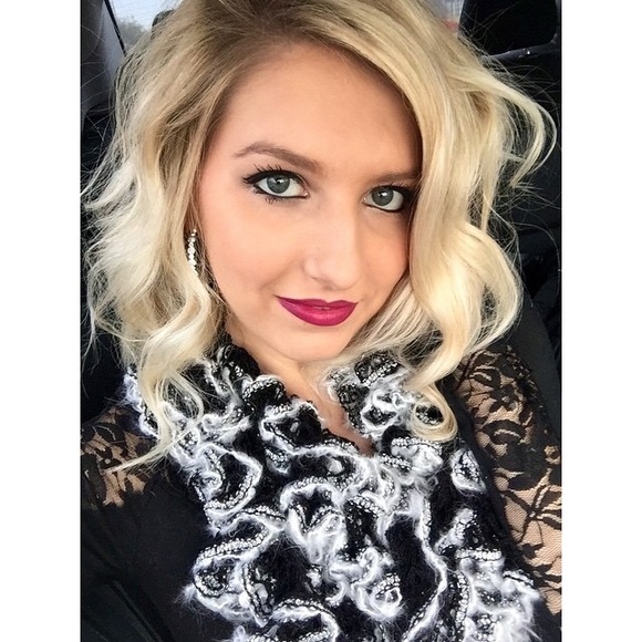 Meet your Posher, Chelsea - Picture 3 of 3