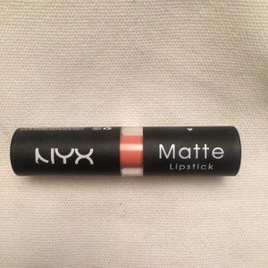NYX Matte Lipstick