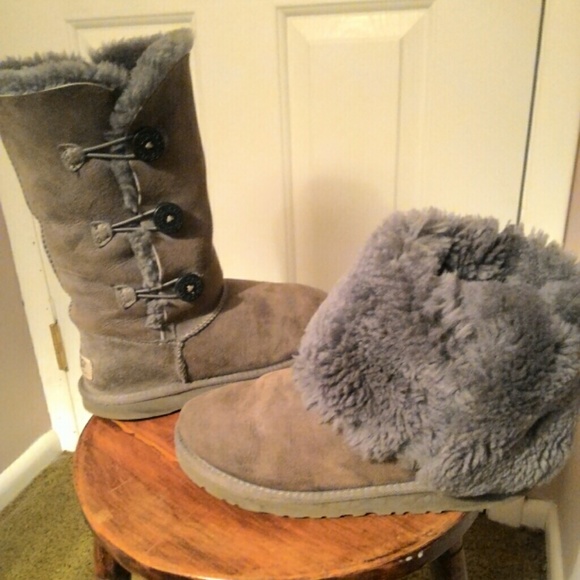 UGG Bailey Button Boots - Picture 3 of 4