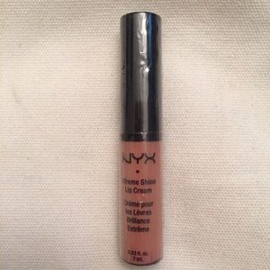 NYX Lip Cream