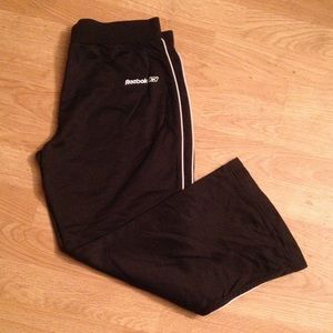 Reebok black Capri work out pant