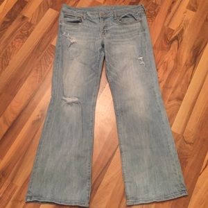 American eagle favorite boyfriend stretch jeans!