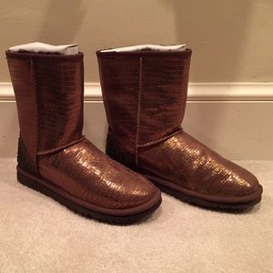 Ladies Ugg Classic Lizard boots - Size 6