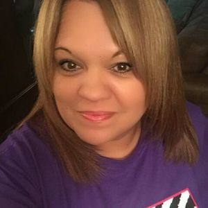 Meet your Posher, Evelyn