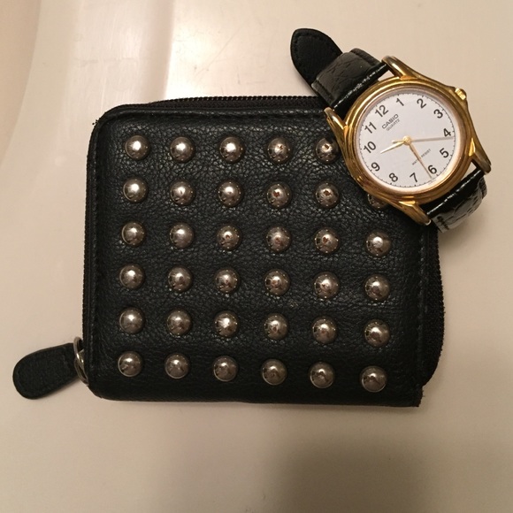 🔸▪️Black with Golden Studs wallet▪️🔸